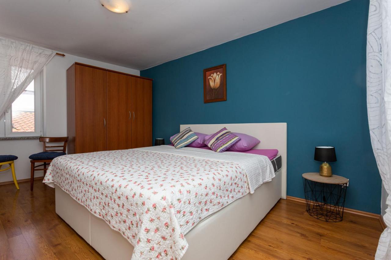 Apartments Riva Baska  Exterior photo
