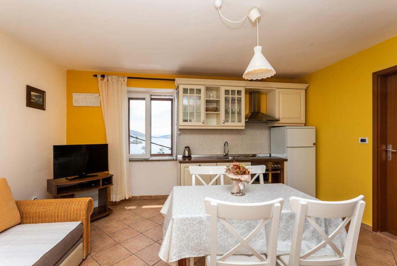 Apartments Riva Baska  Exterior photo