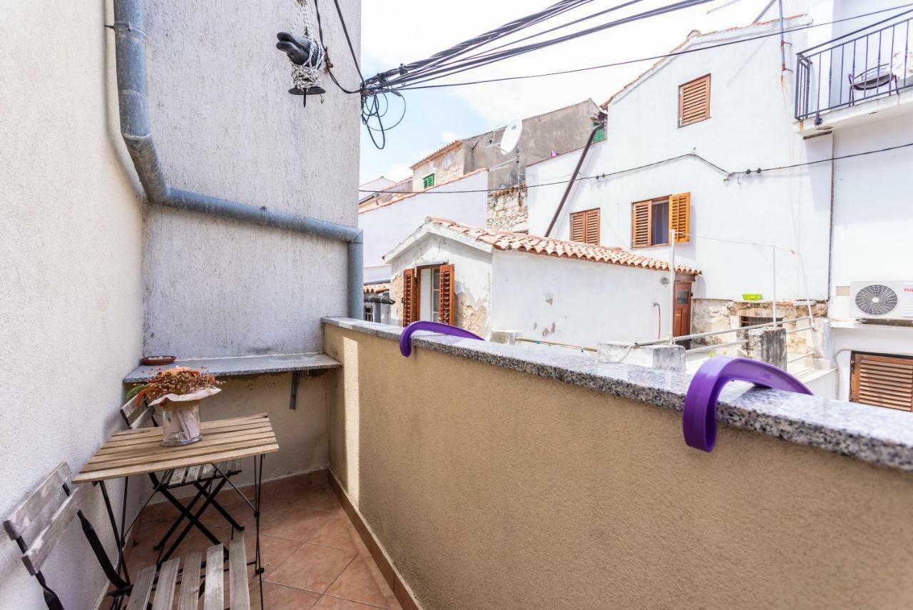 Apartments Riva Baska  Exterior photo